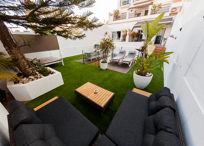 Hostal Apartamentos Abril