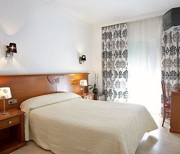 Abril Gasthof 2*